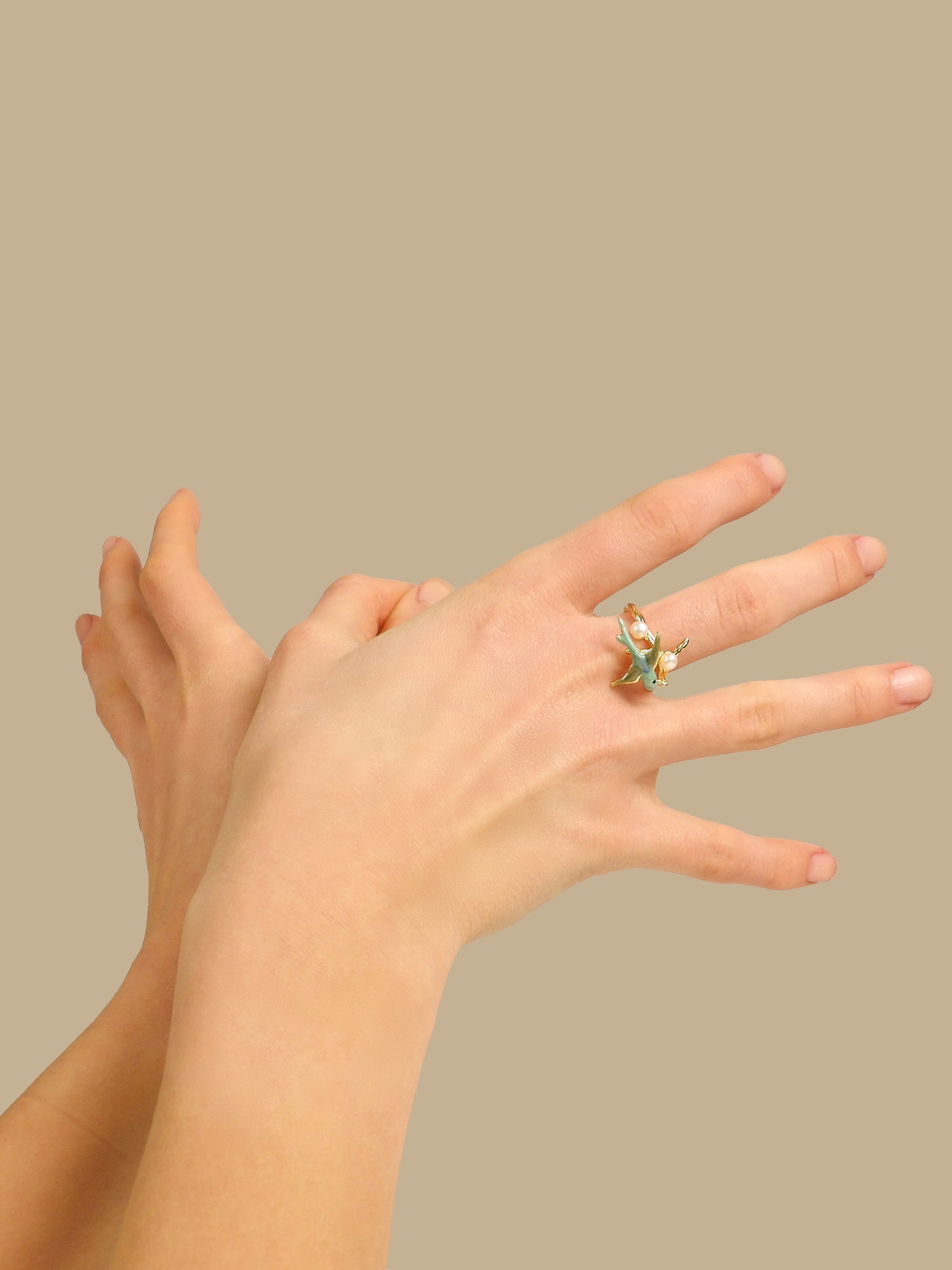 Green Kingfisher Bird Ring with Pearls