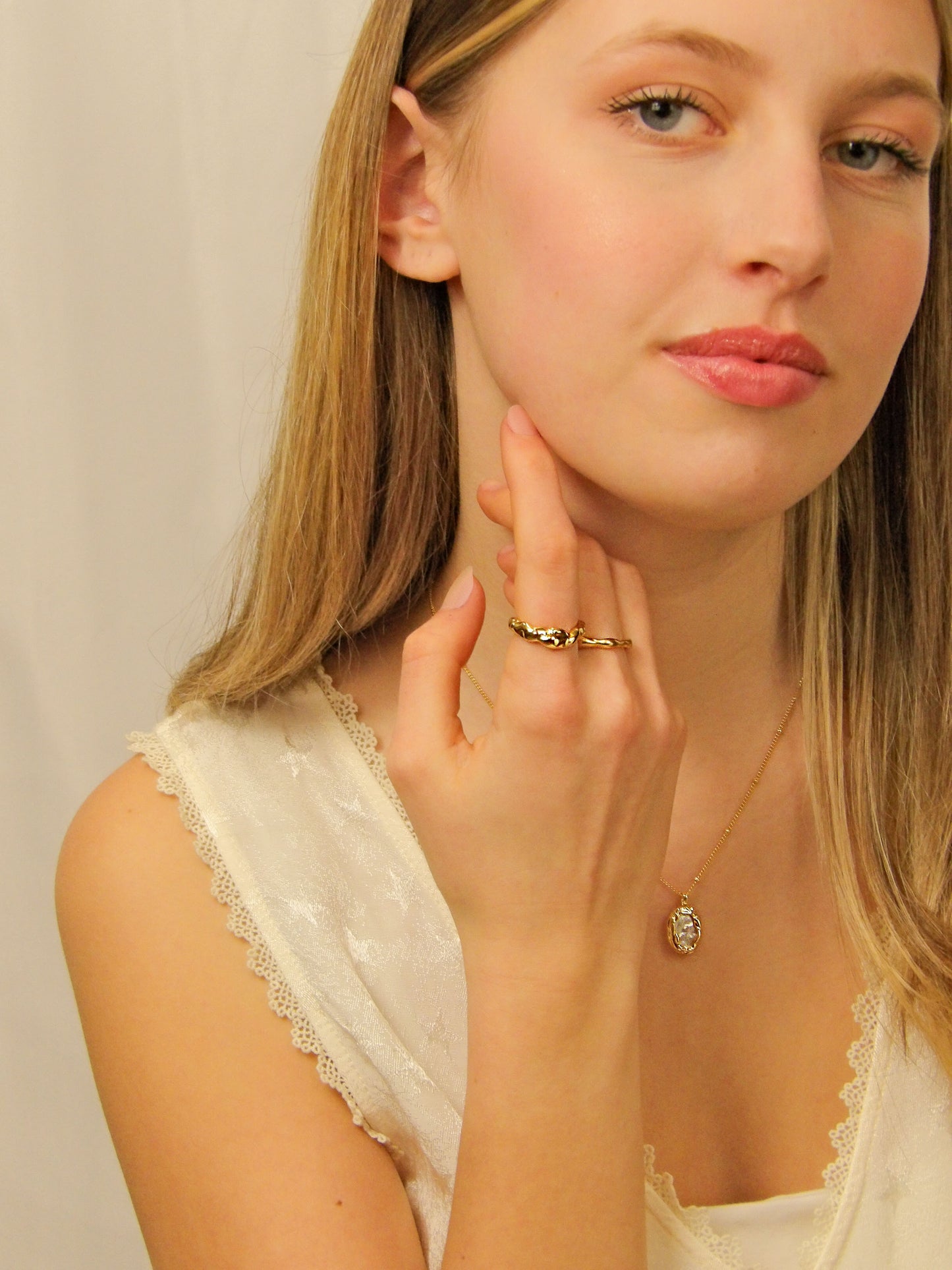 Bague ajustable dorée ondulée