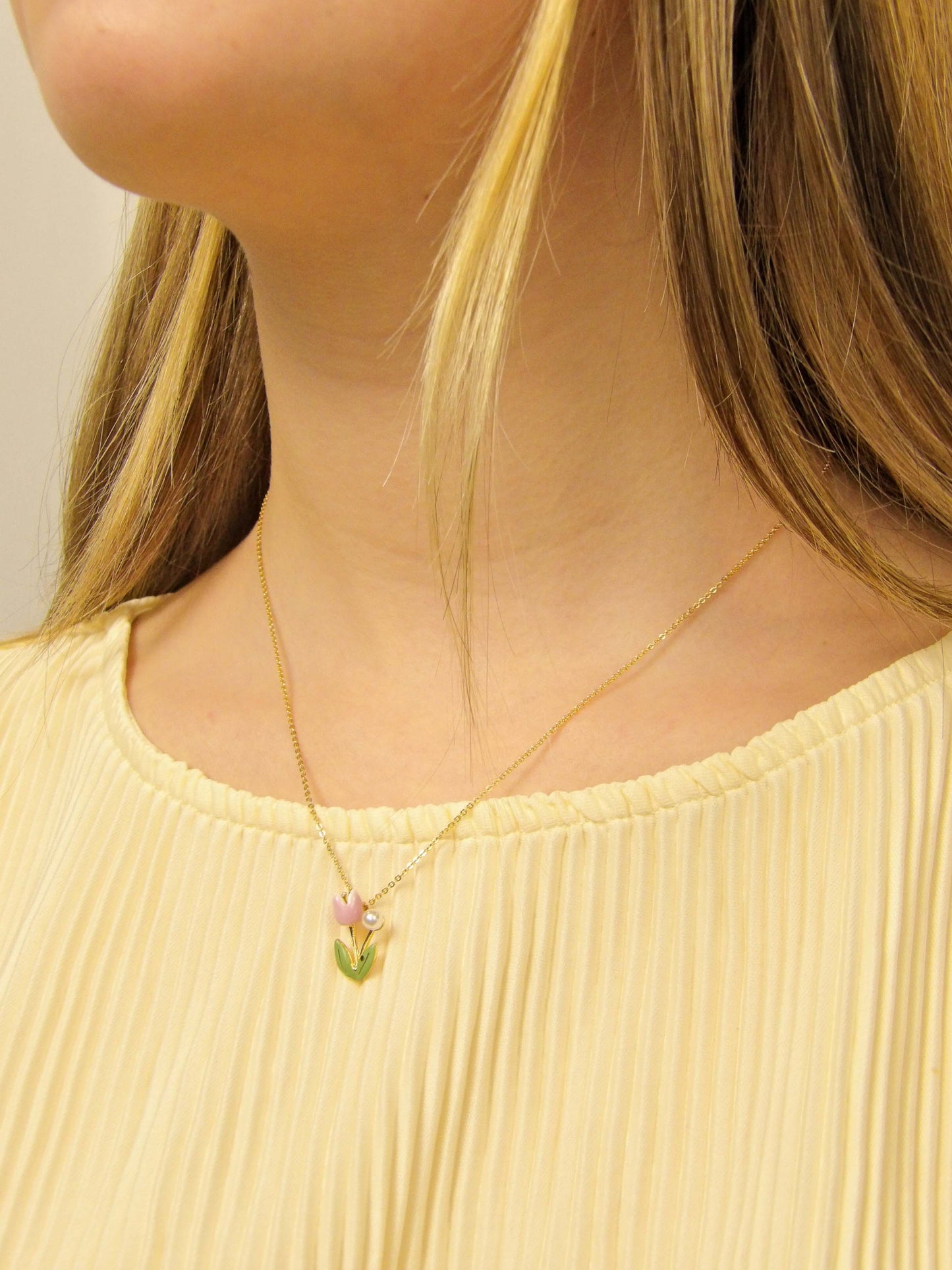 Pink tulip flower necklace