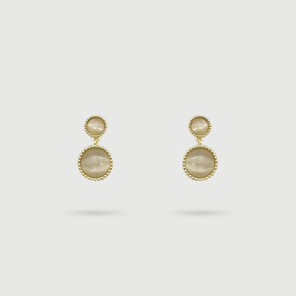 Boucles d'oreilles vintage dorées avec des pierres beiges
