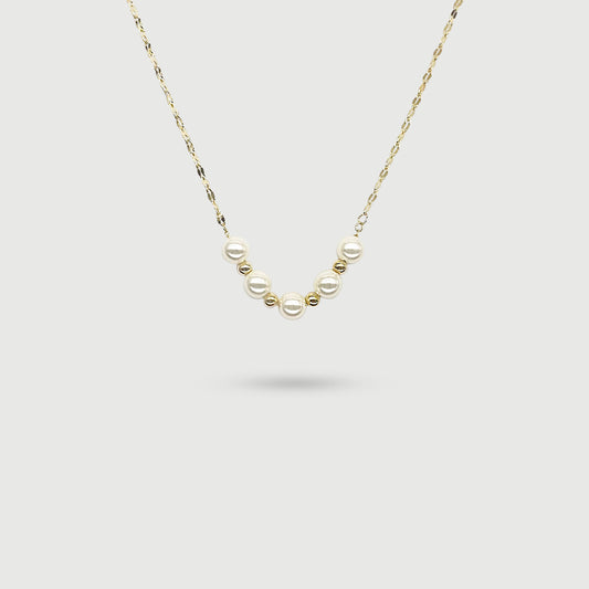 Collier vintage en or avec cinq perles