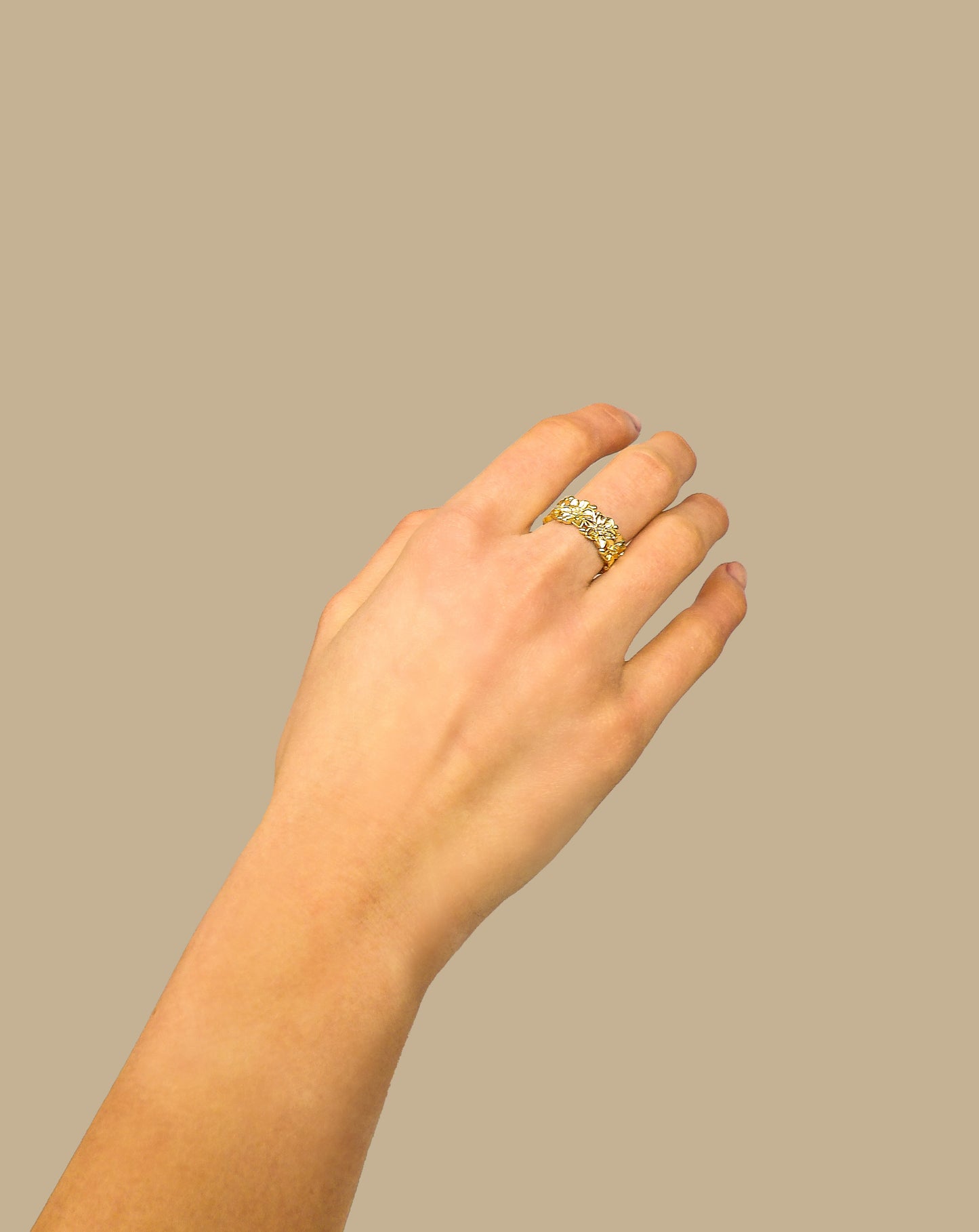 Adjustable golden Lotus flower ring